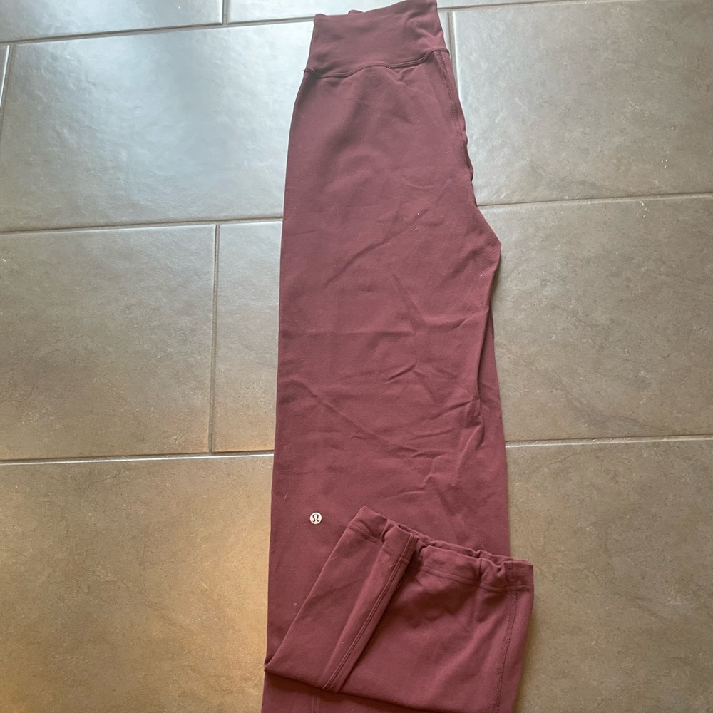 Vintage LULULEMON Wide Leg Athletic Pants. Size 6